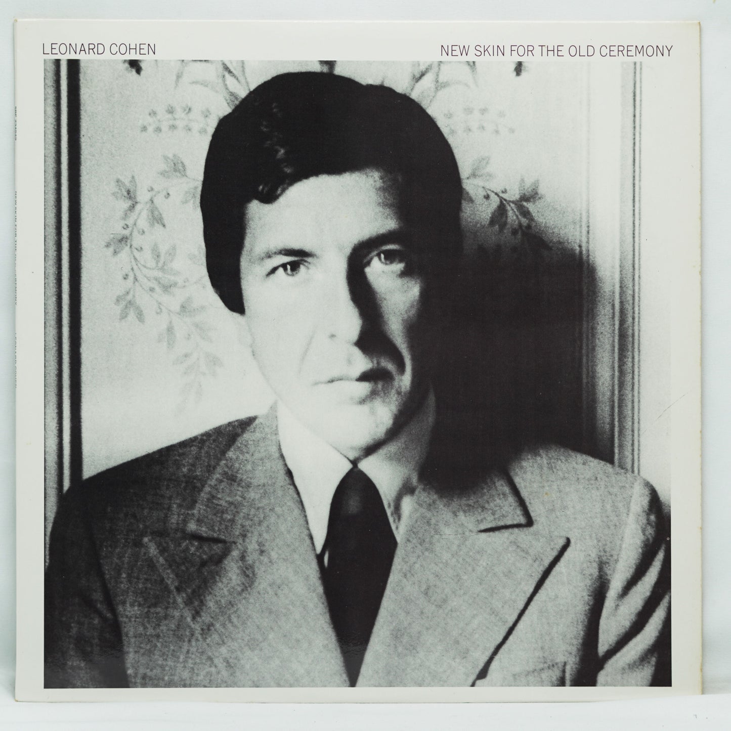 Leonard Cohen – New Skin For The Old Ceremony