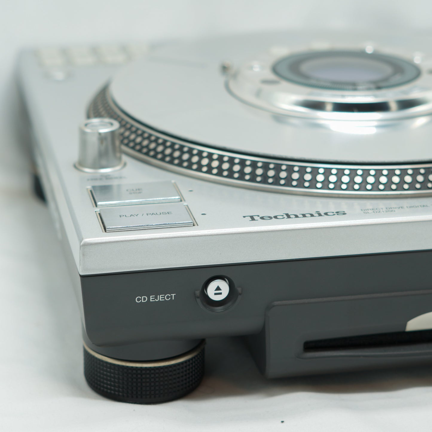 Technics SL-DZ1200 Silver Digital Direct Drive DJ Turntable System