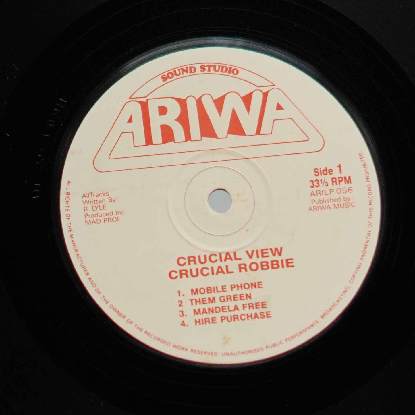 Crucial Robbie – Crucial View