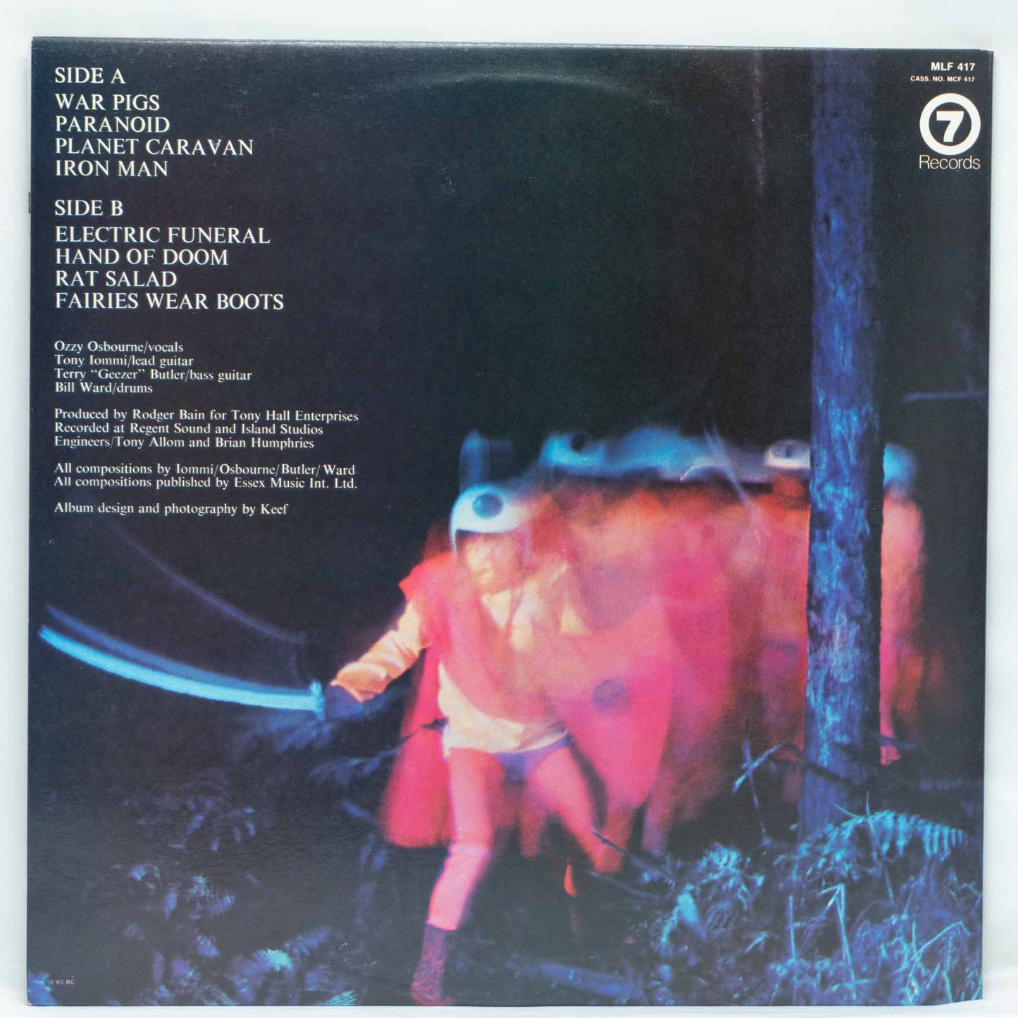 Black Sabbath – Paranoid