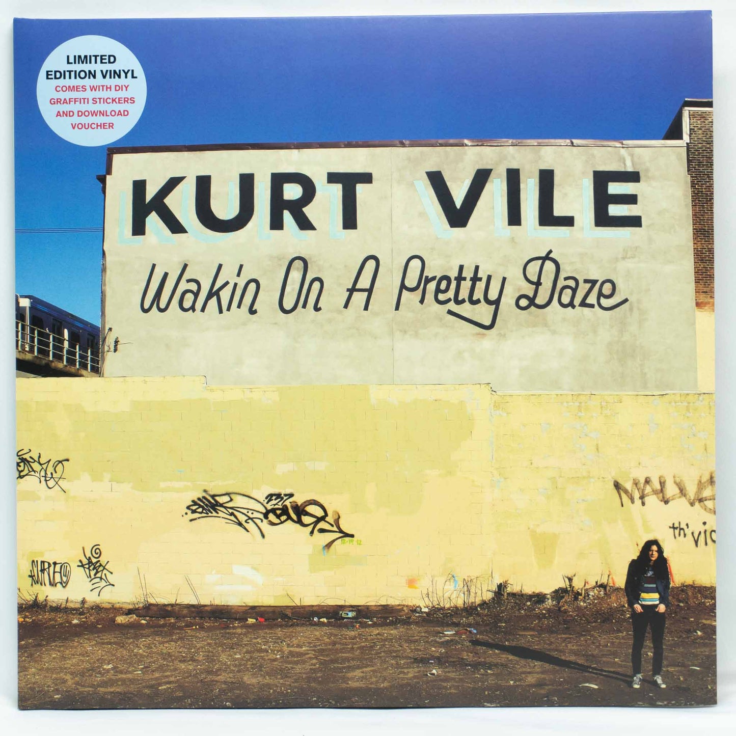 Kurt Vile – Wakin On A Pretty Daze