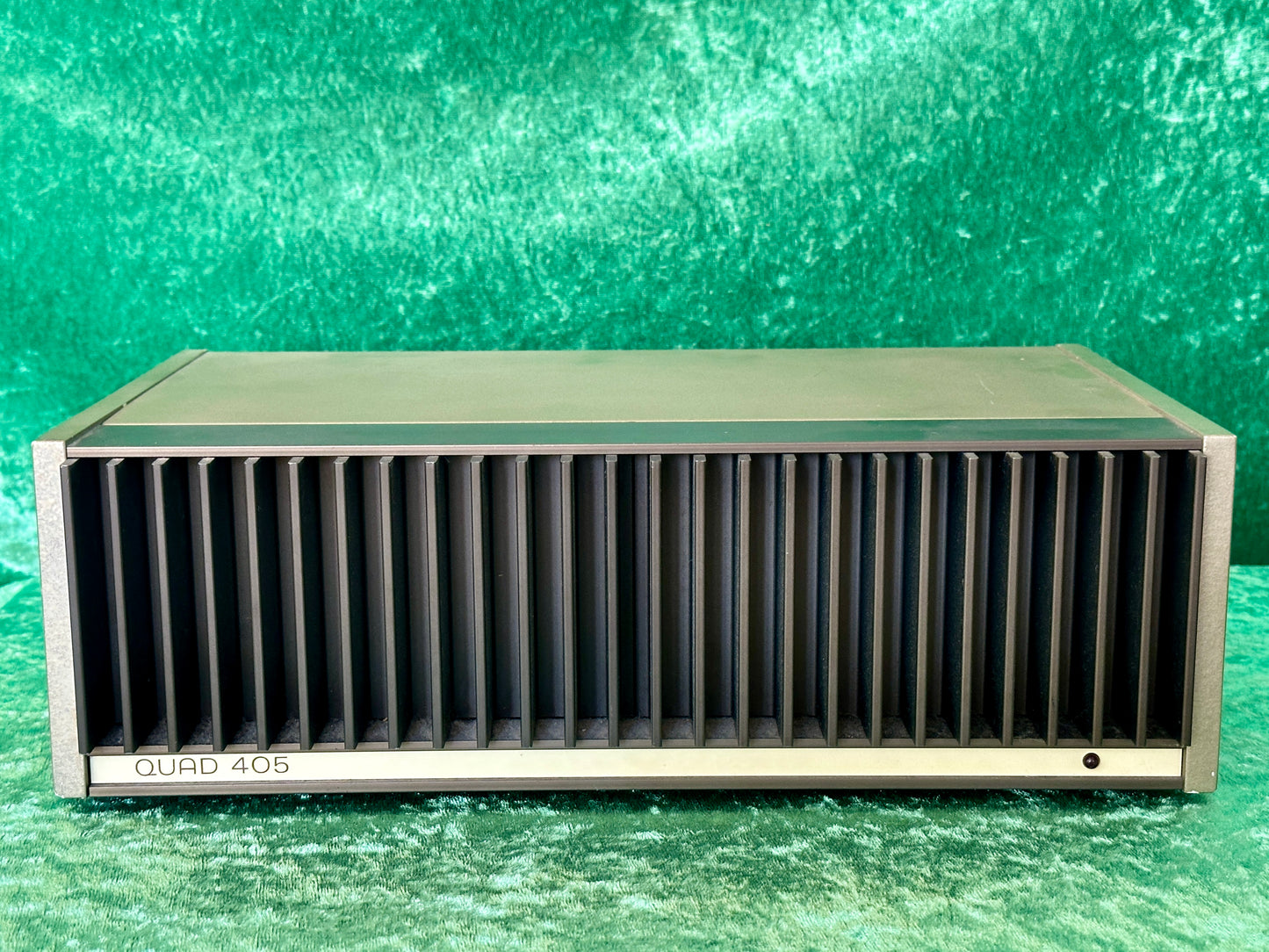 Quad 33 Preamp & Quad 405 Power Amp Stereo Hifi System