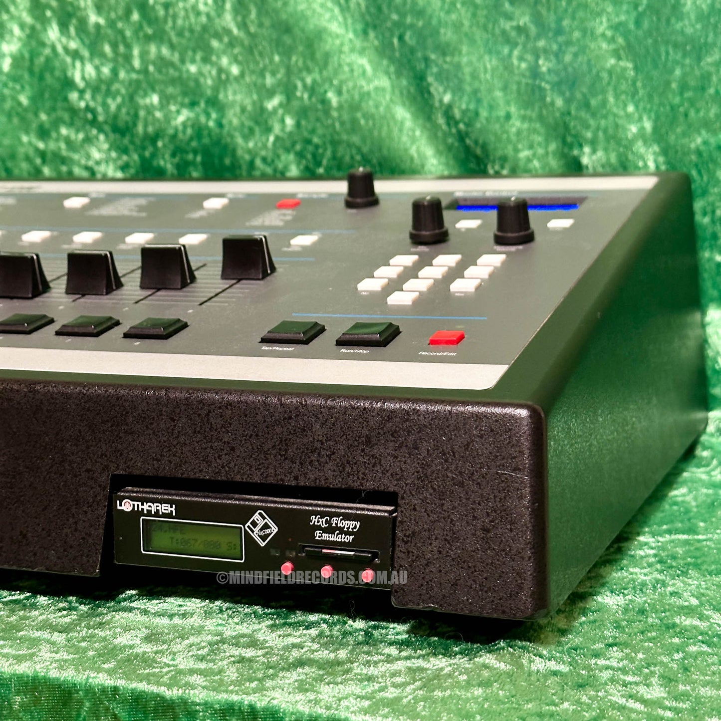 E-MU Systems SP-1200 Drum Machine / Sampler