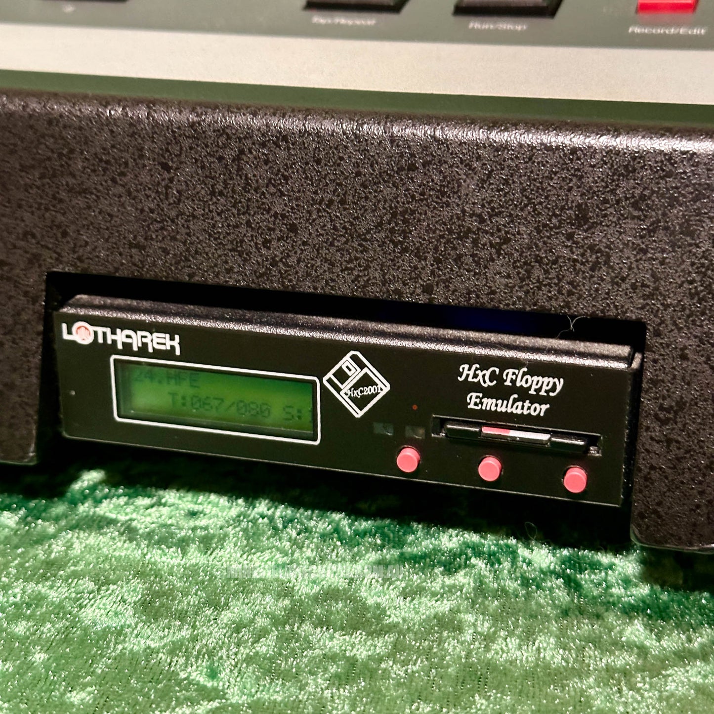 E-MU Systems SP-1200 Drum Machine / Sampler