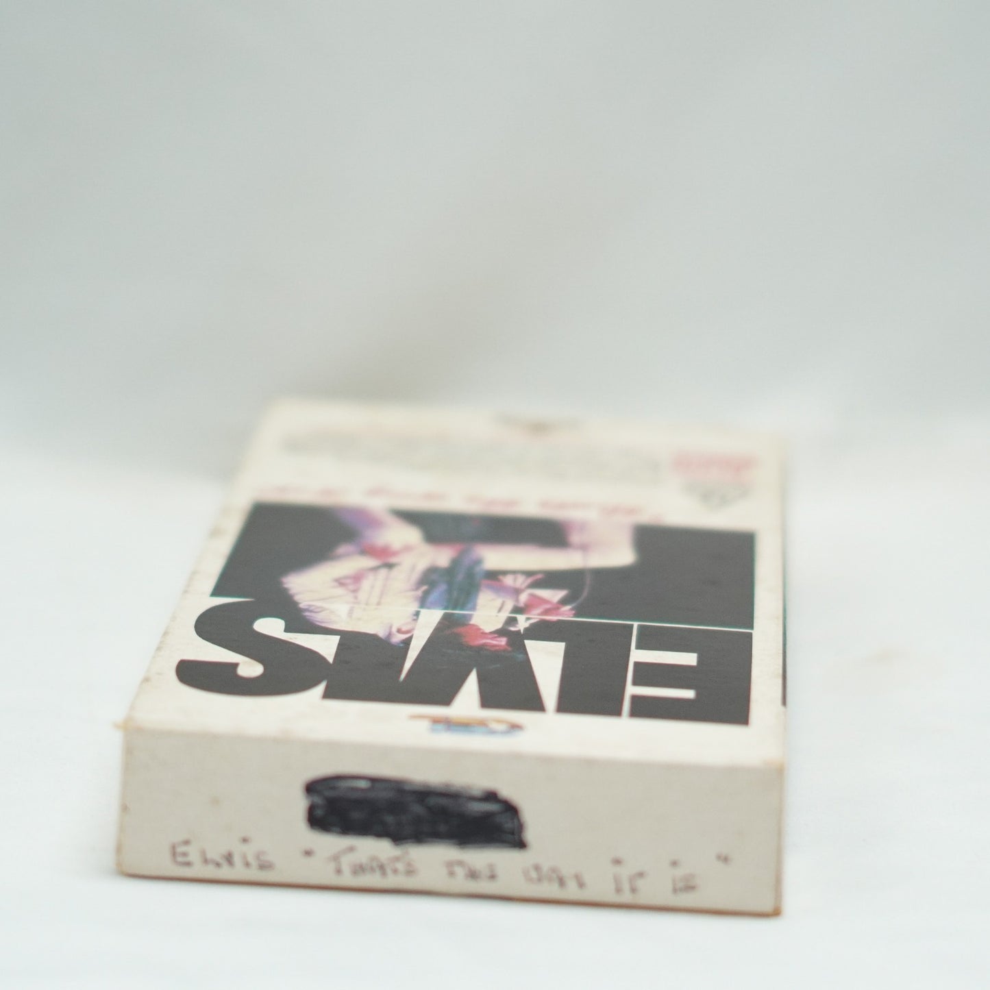 ELVIS PRESLEY THAT'S THE WAY IT IS  -  PAL VHS Tape