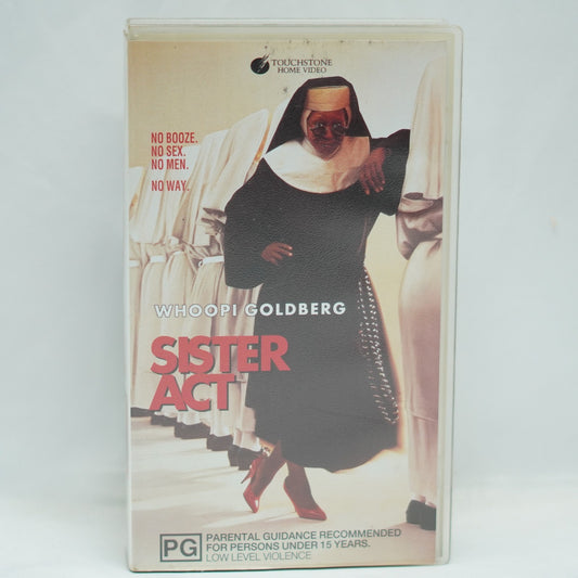 SISTER ACT - VHS Movie - Whoopi Goldberg, Maggie Smith Pre-owned B10