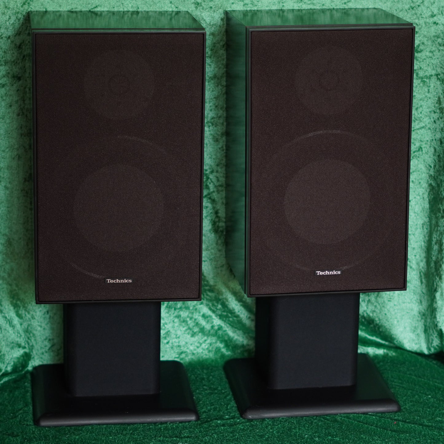 Technics SB-3 Honeycomb Bookshelf Speaker Set w/ Stands