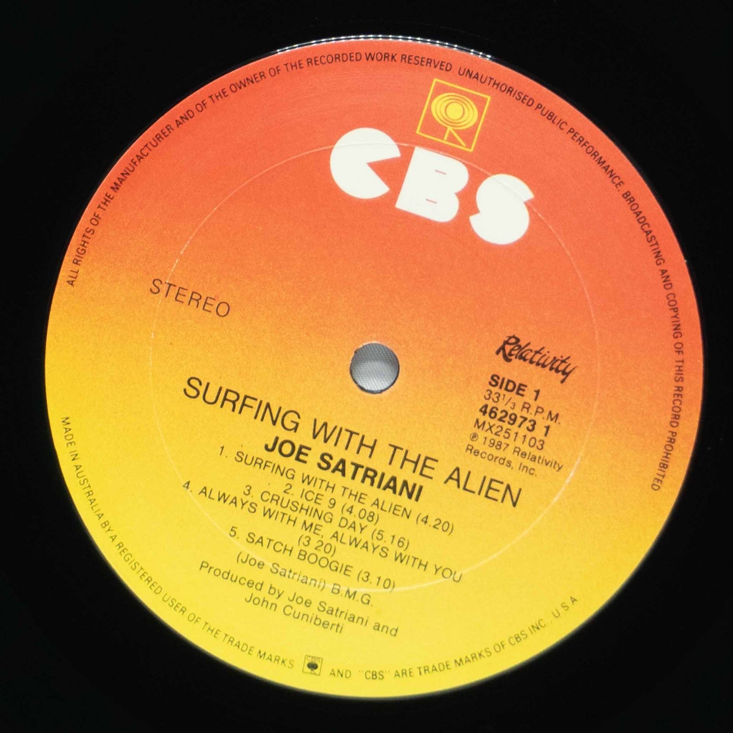 Joe Satriani ‎– Surfing With The Alien