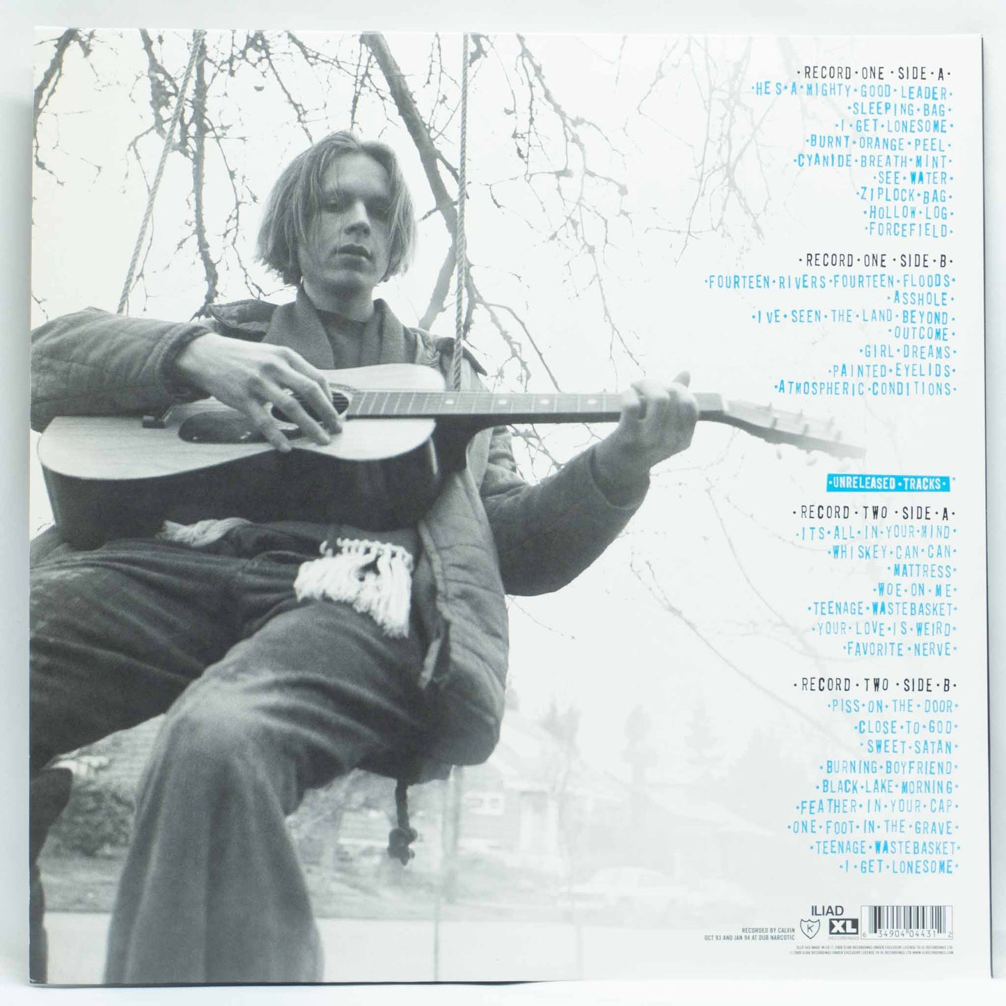 Beck – One Foot In The Grave