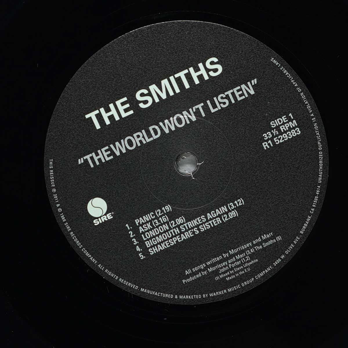 The Smiths – The World Won't Listen