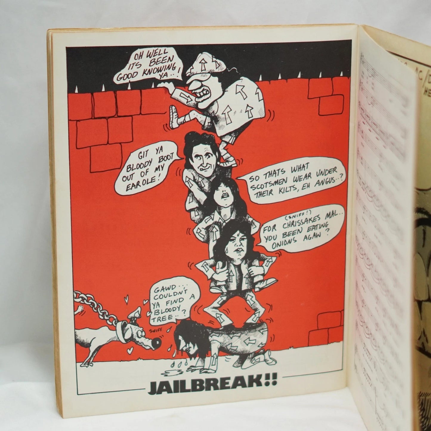 AC/DC – The AC/DC Book (Albert Publications, Australia)
