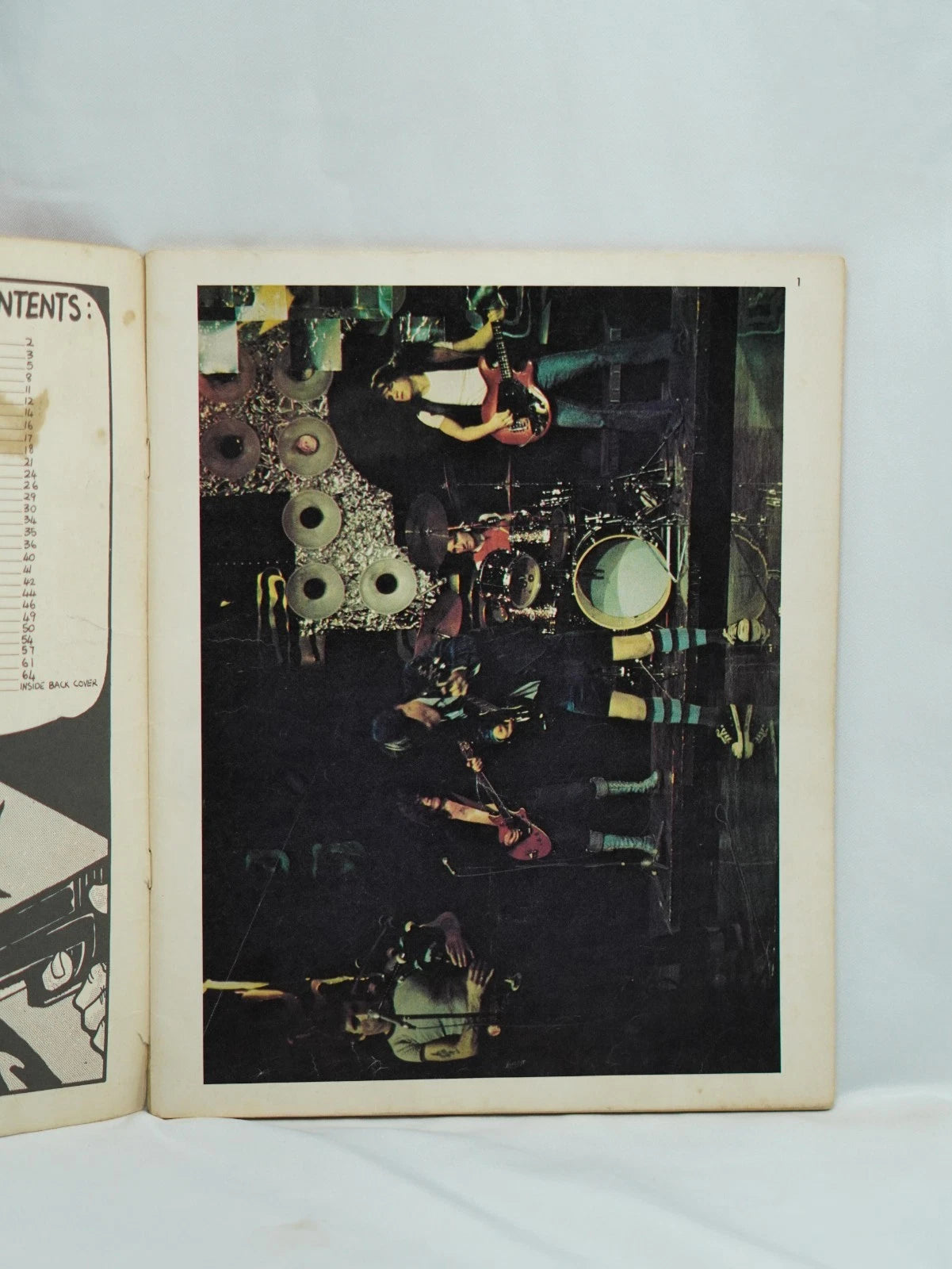 AC/DC – The AC/DC Book (Albert Publications, Australia)