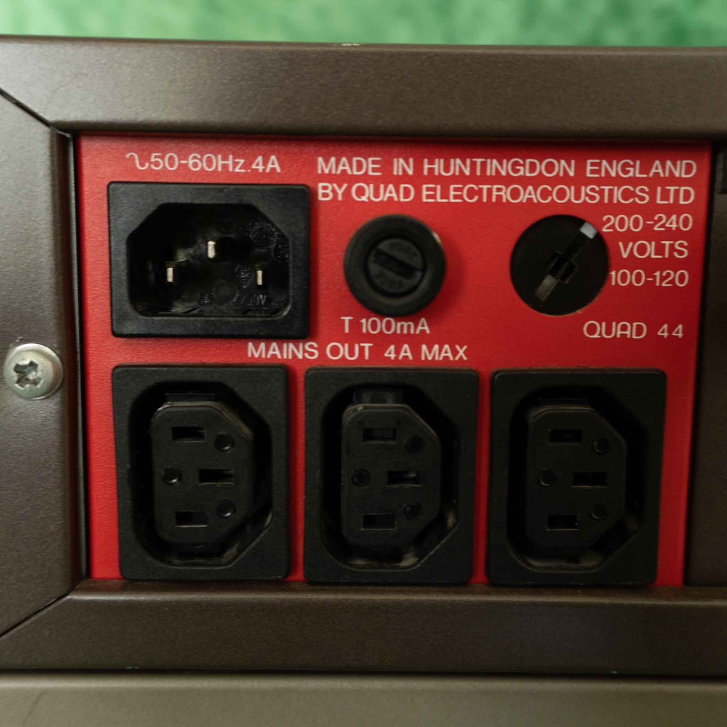 Quad 44 Preamplifier & 405 Power Amplifier