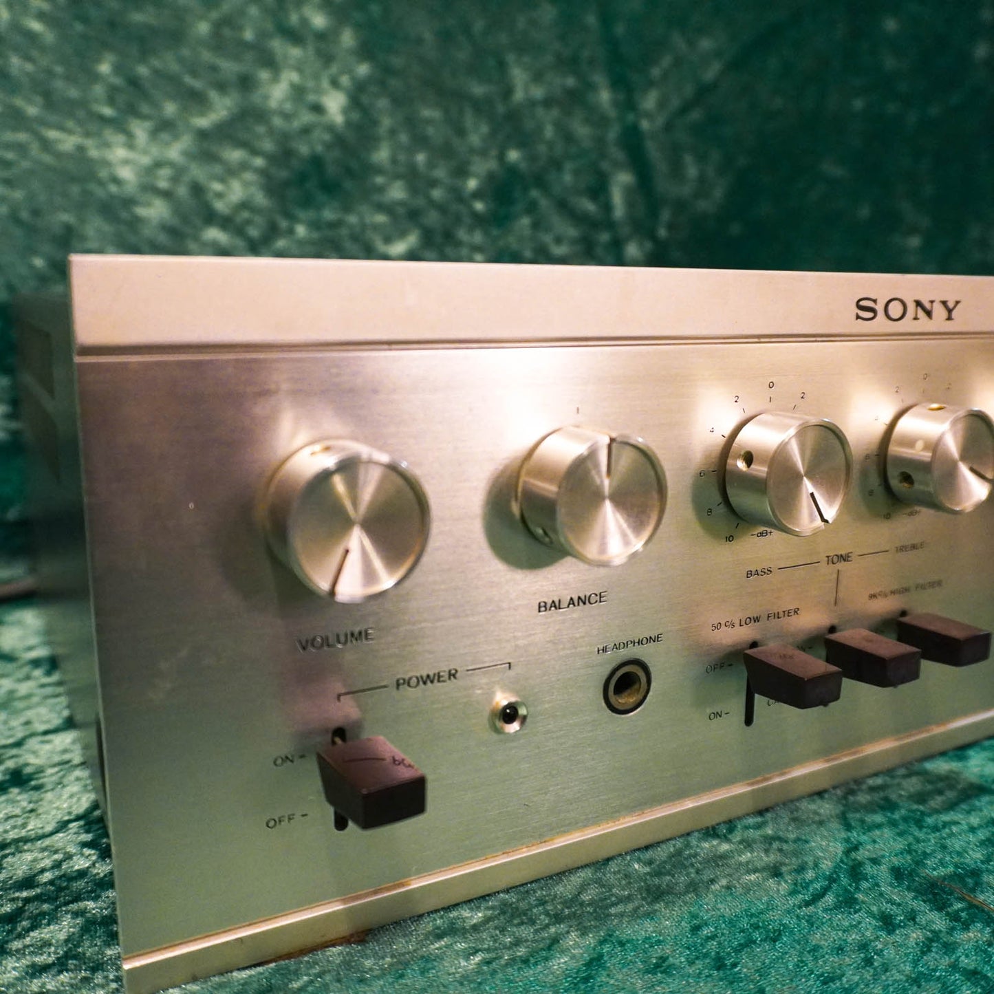 Sony TA-1120A Solid State Stereo Integrated Amplifier